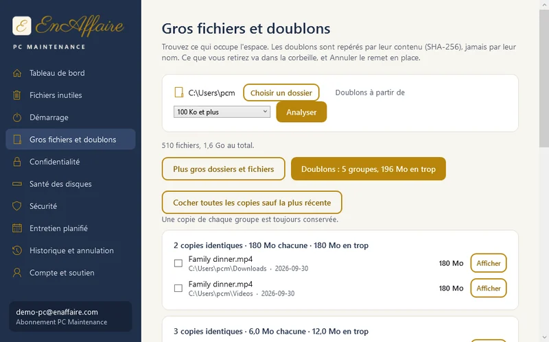 Recherche de doublons montrant des groupes de fichiers identiques et l&rsquo;espace occup&eacute; par chaque copie en trop